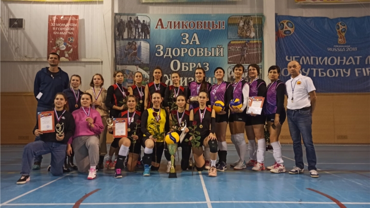 Сборная команда города Канаш по волейболу вышла в финал